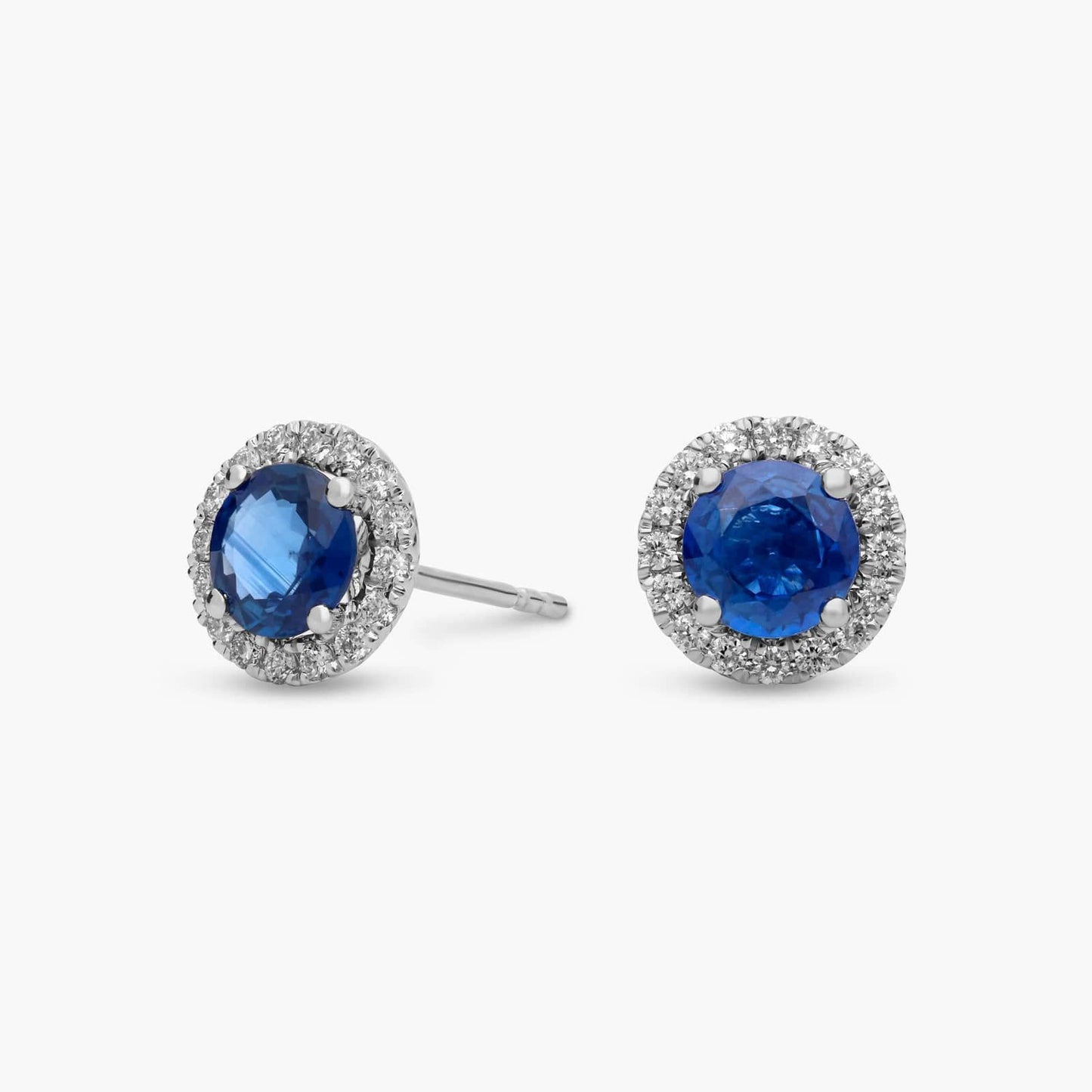 Sapphire and Micropavé Diamond Stud Earrings in 18k White Gold (5mm)