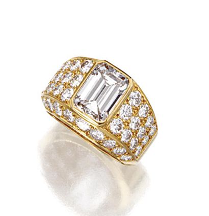 Gold Diamond Ring